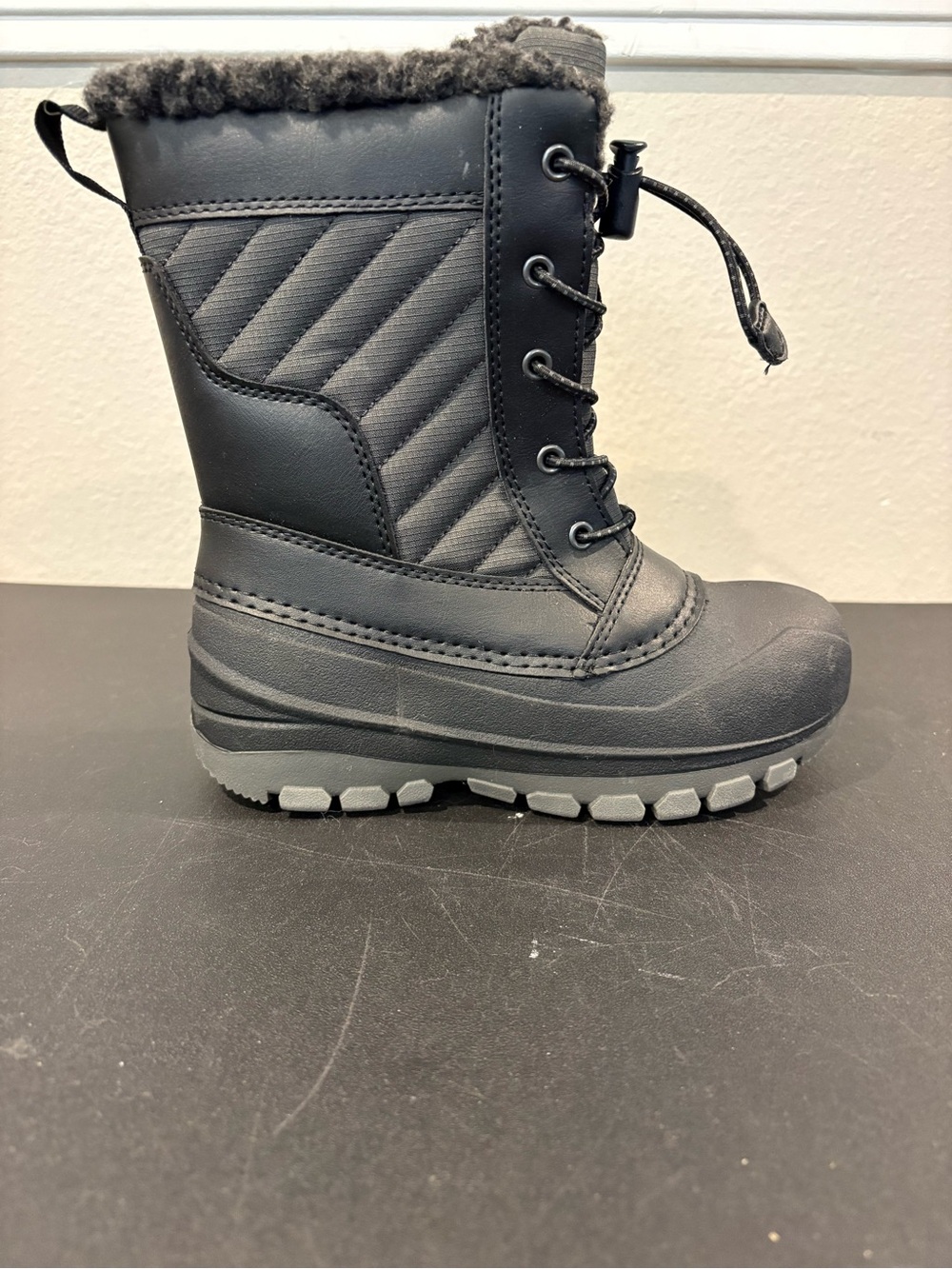 Kids' Skylar Winter Snow Boots - All In Motion Black Youth Sz 1Y Fast Shipping - Picture 2 of 9